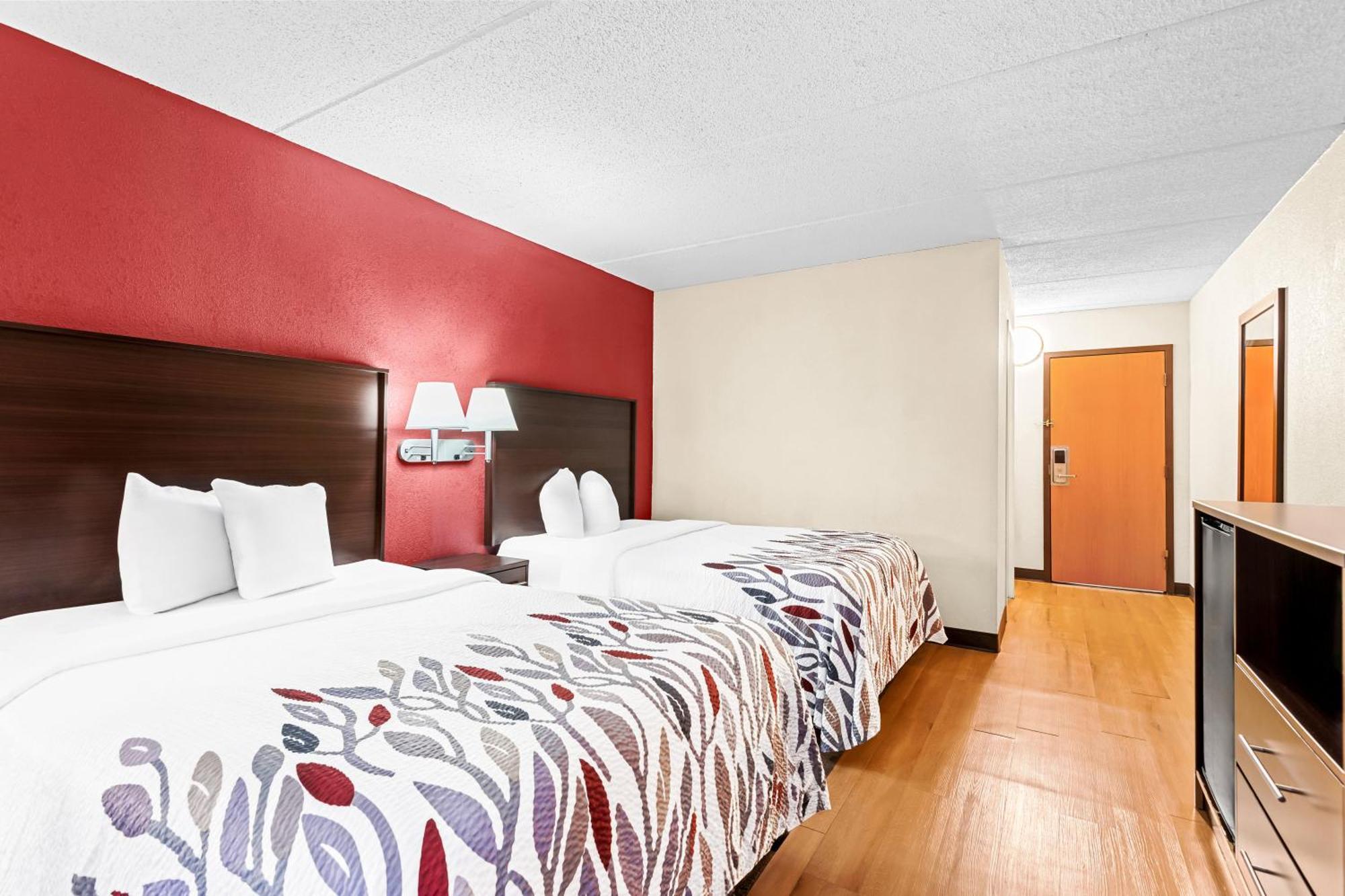 Red Roof Inn Cortland Exterior photo